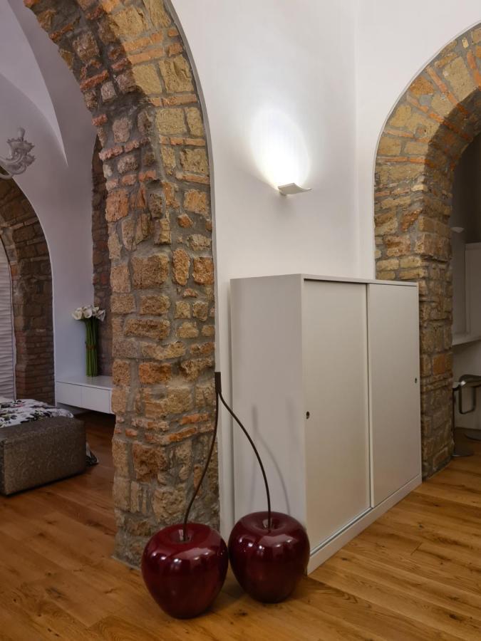 Incantevole Con Jacuzzi Рим Экстерьер фото